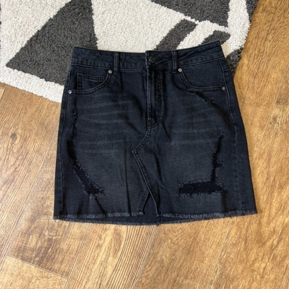 Wild Fable factory distressed denim skirt D5-16